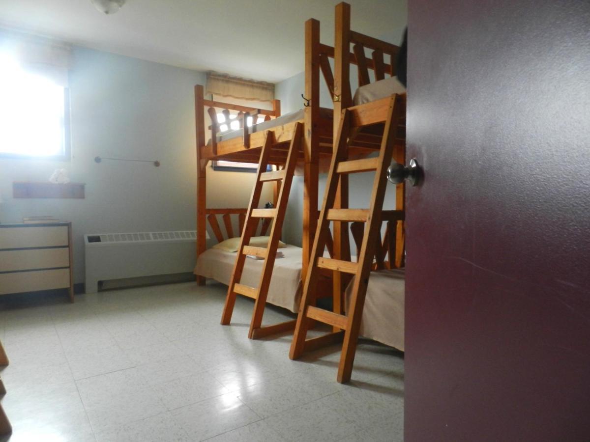 Auberge De Douglastown Gaspe Ngoại thất bức ảnh